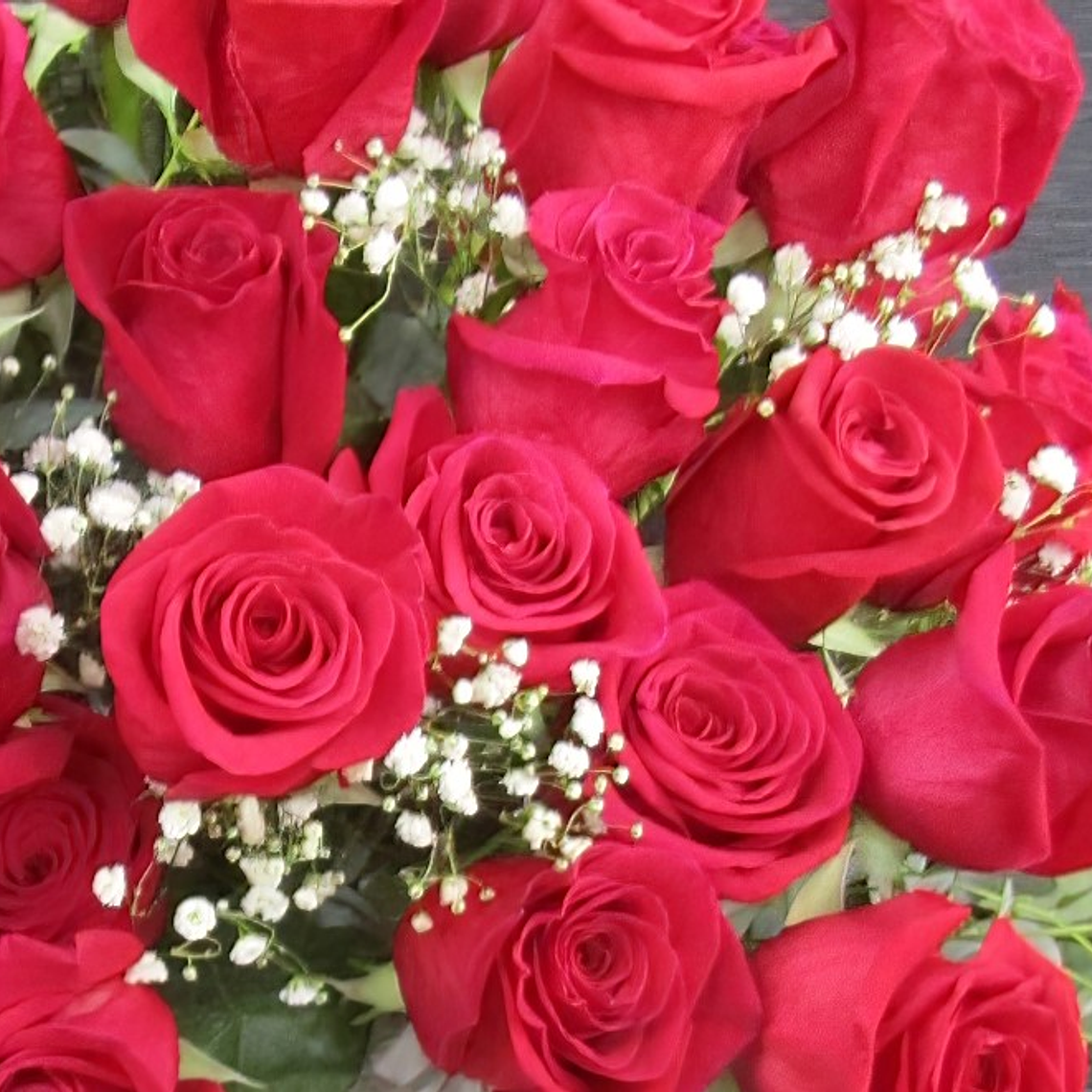 Box Deluxe (75 Rosas) 2