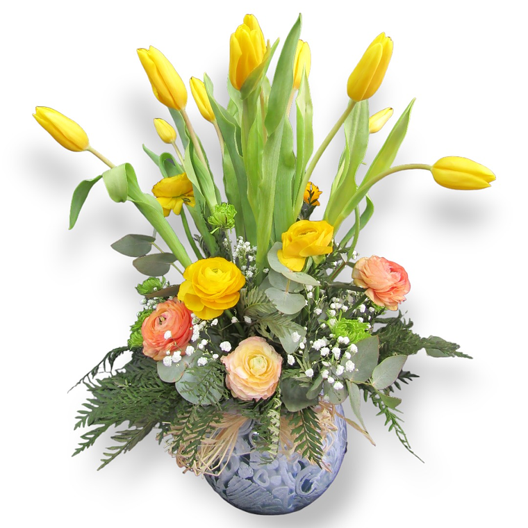 Arreglo de Tulipanes Amarillos y Ranúnculos  1