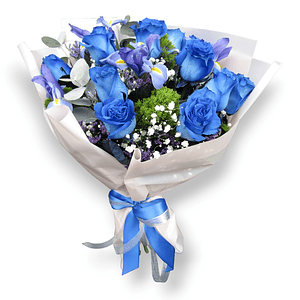 Ramo de Rosas Azules e Iris 