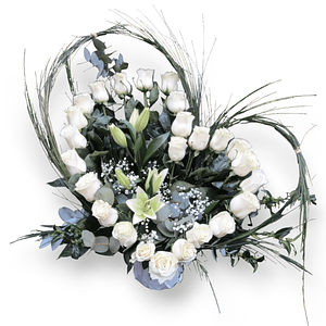Corazón Floral | Rosas Blancas y Lirios