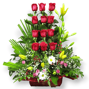 Arreglo de Rosas Rojas y Lirios Amarillos
