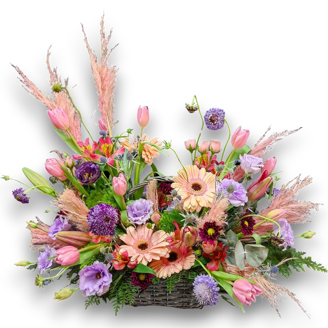 Canasta Coquette de Flores Variadas y Tulipanes 1