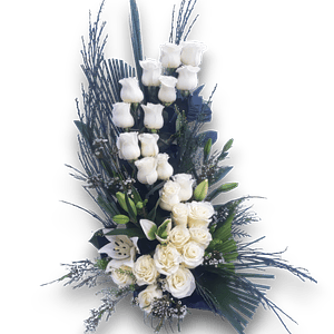 Arreglo de Rosas y Liliums (Blanco)