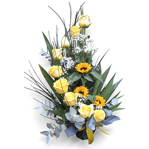 Arreglo Floral con Rosas Amarillas