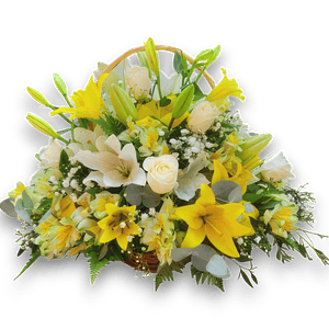 Cesta de Flores Amarillas y Blancas: Rosas, Lirios, Margaritas