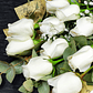 Ramo de 12 Rosas Blancas con Gipsofilia – Pureza y Paz - thumbnail 2
