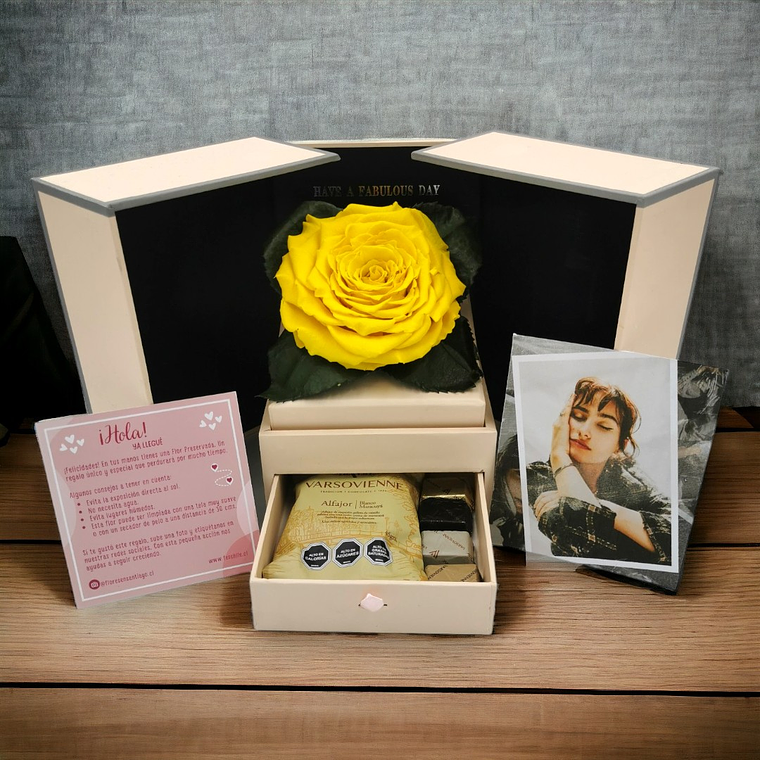 Box con Rosa Eterna Amarilla 1