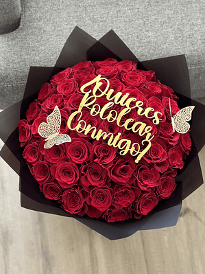 Ramo 50 rosas con frase