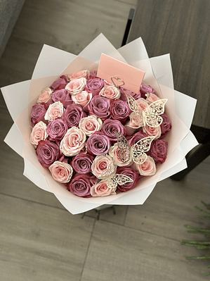Ramo 50 rosas mixto