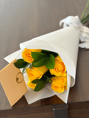 Ramo 5 rosas amarillas 💛