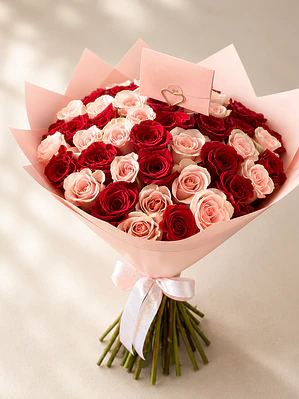 Ramo 50 rosas mixto