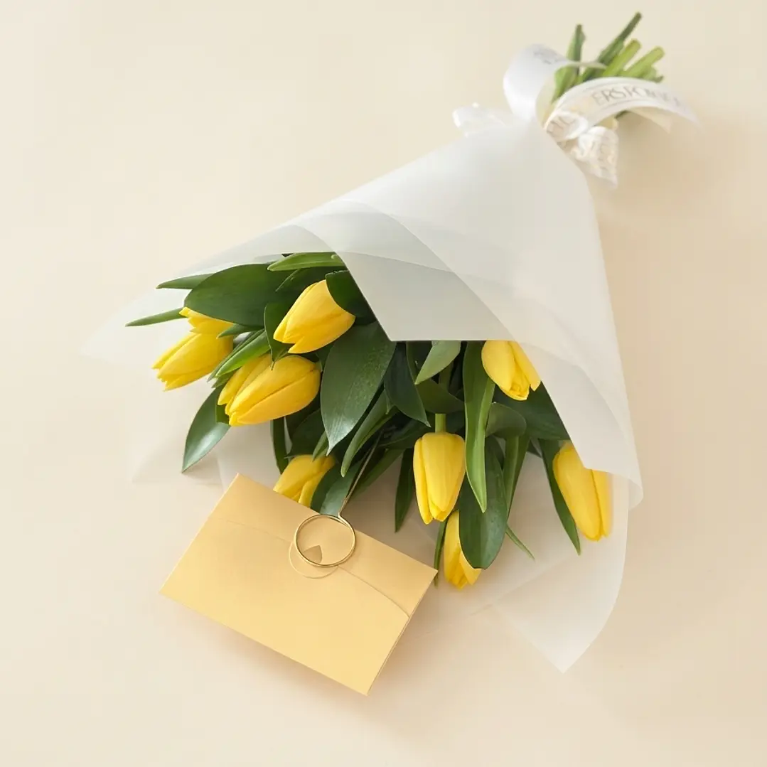 Ramo 10 tulipanes amarillos 1