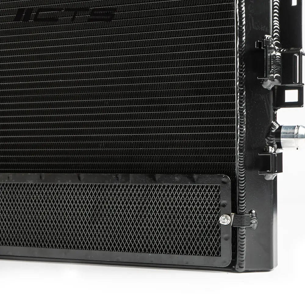 CTS Turbo Mercedes-Benz C63 AMG W205 Front Mount Heat Exchanger (with rock guard) - IMPORTACION RAPIDA 2