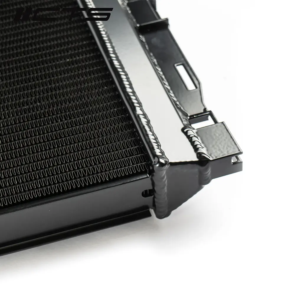 CTS Turbo Mercedes-Benz C63 AMG W205 Front Mount Heat Exchanger (with rock guard) - IMPORTACION RAPIDA 4