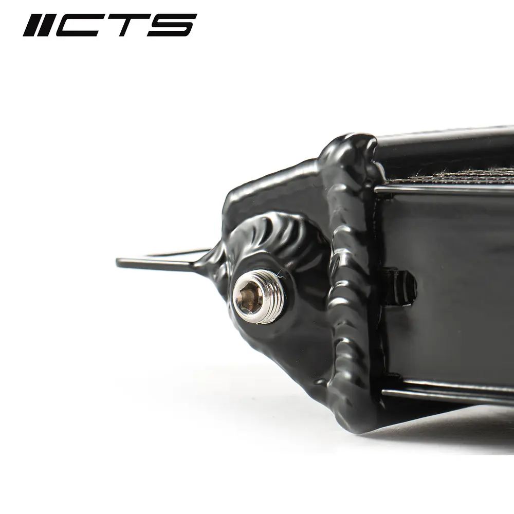 CTS Turbo Mercedes-Benz C63 AMG W205 Front Mount Heat Exchanger (with rock guard) - IMPORTACION RAPIDA 5