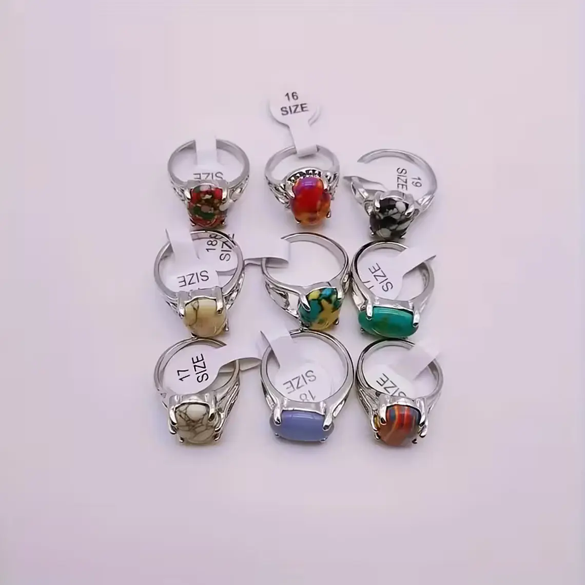 Anillo con incrustacion de piedras 1