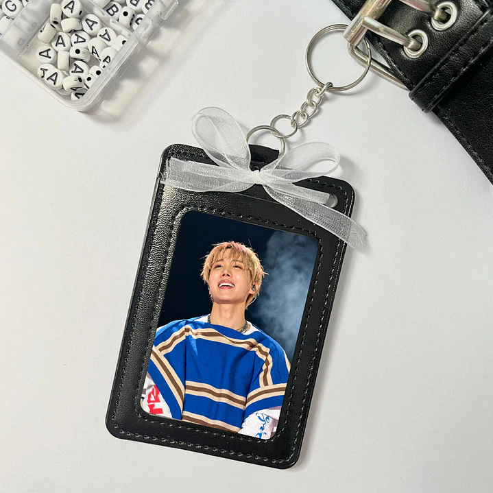 Holder de Cuero Negro - J-HOPE BTS HUASO 1