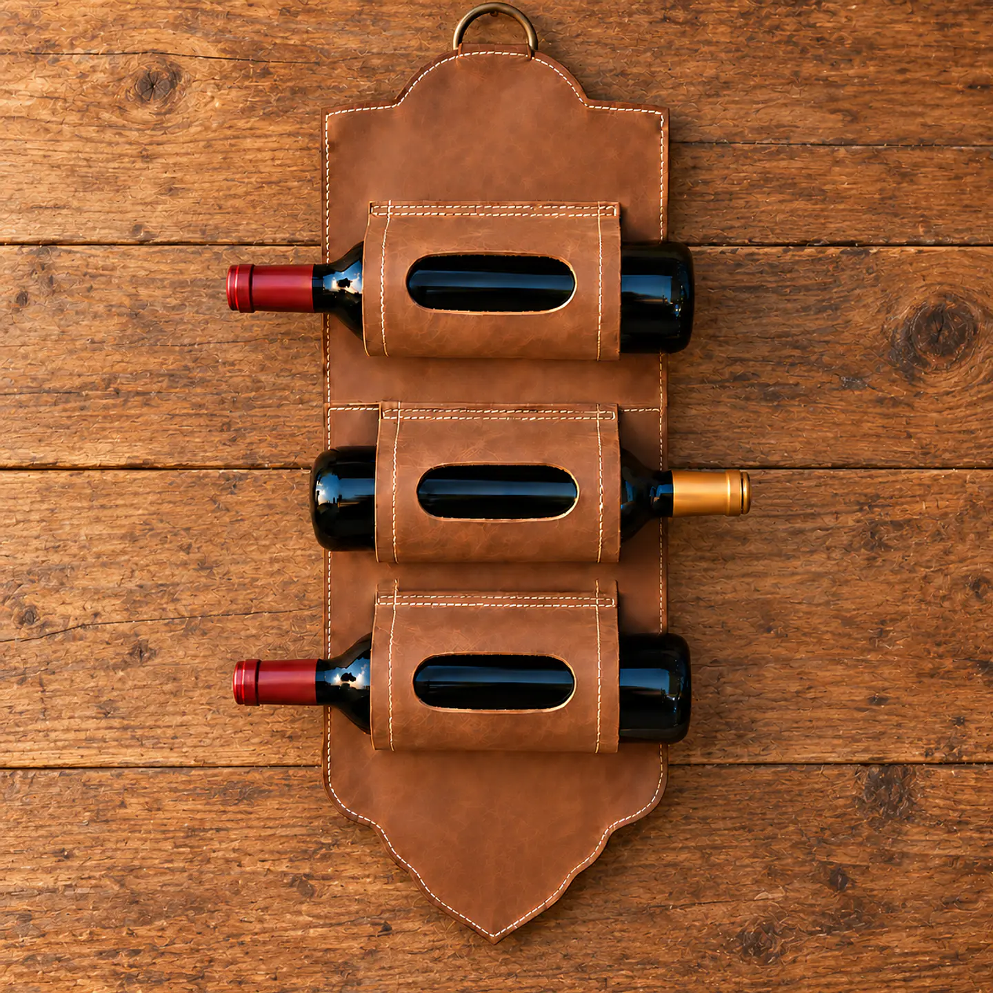 Porta Vino de Cuero para Tres Botellas 1