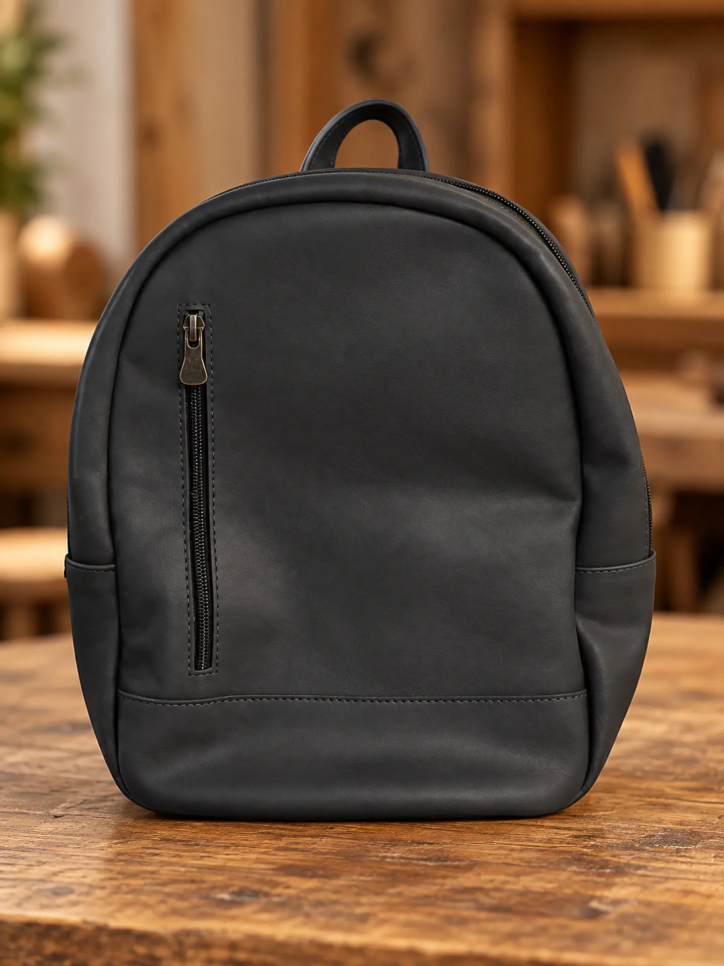 Mochila Isis de cuero 1