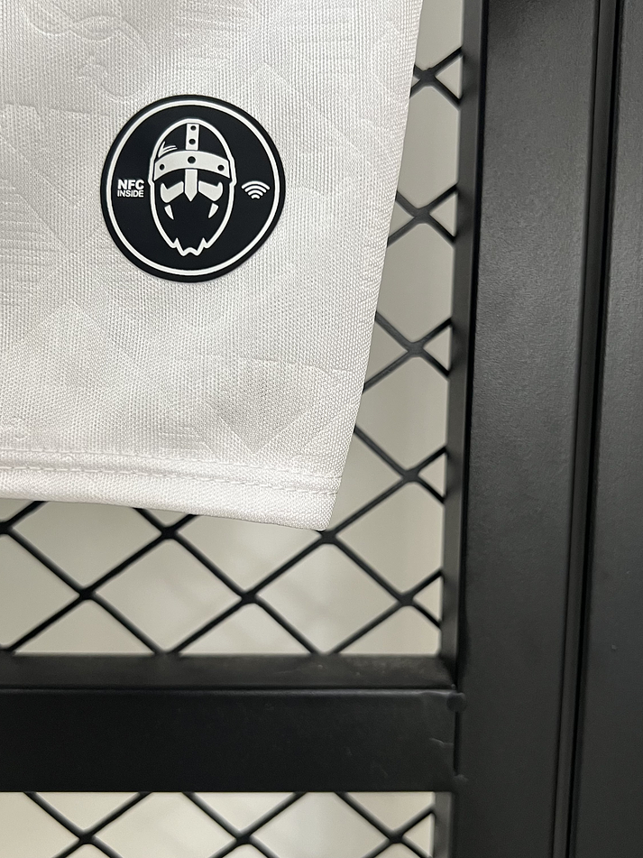 Vitoria de Guimarães Equipamento Principal 2025/2026 6