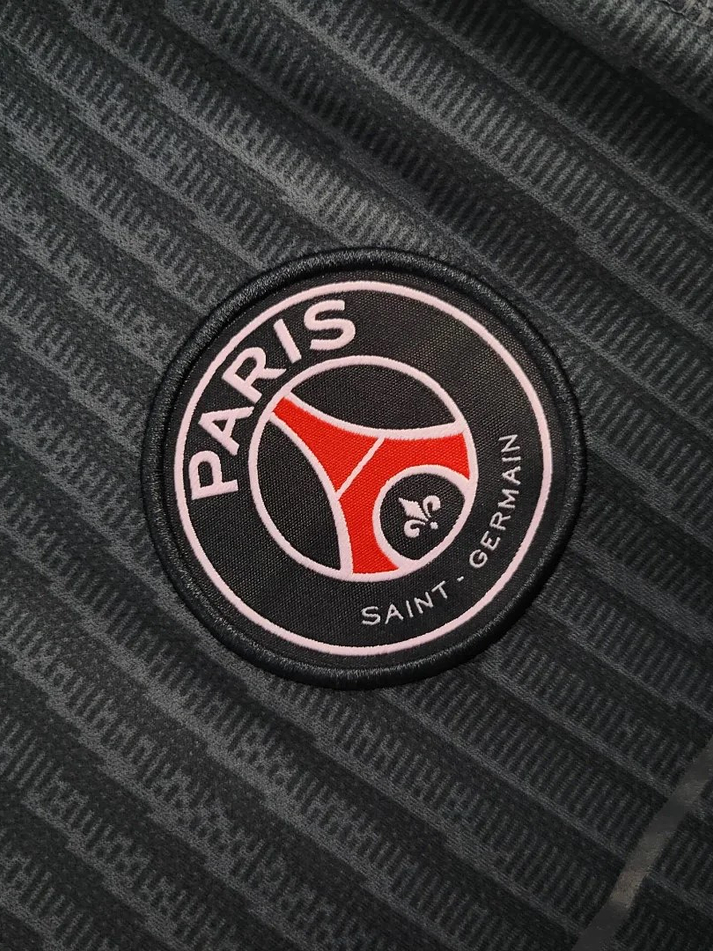 PSG Quarto Equipamento  2023/2026 3