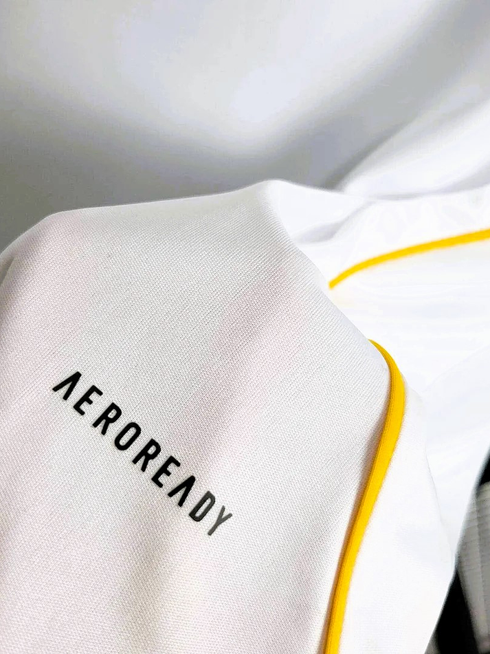 Real Madrid Equipamento Principal 2025/2026 4