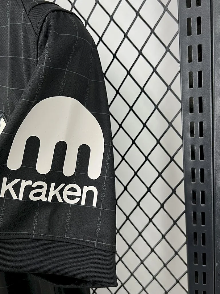 Tottenham Hotspur Segundo Camisola 2025/2026 5