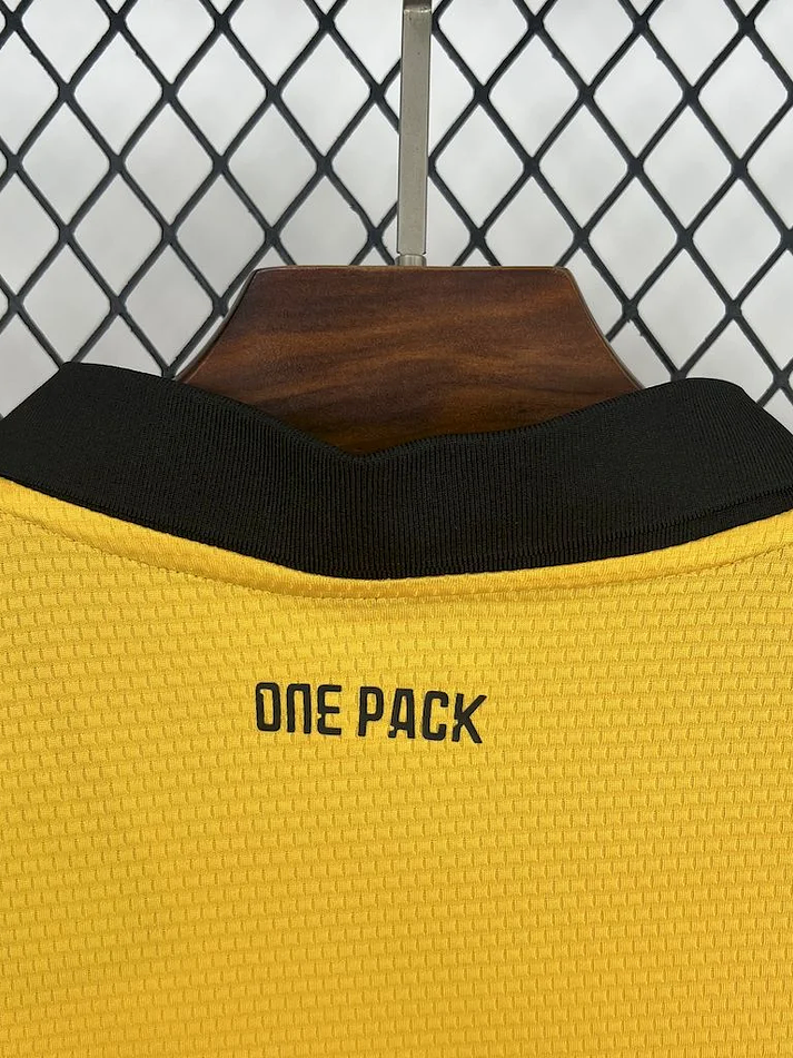 Wolverhampton Camisola Principal 2025/2026 6