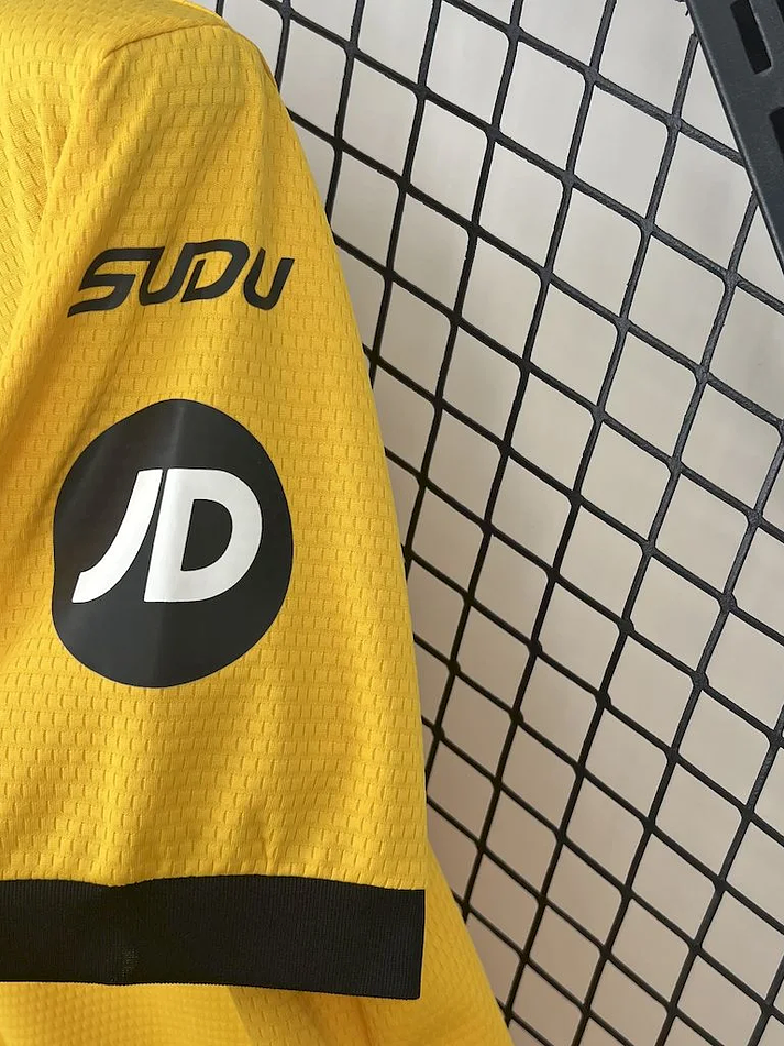 Wolverhampton Camisola Principal 2025/2026 7