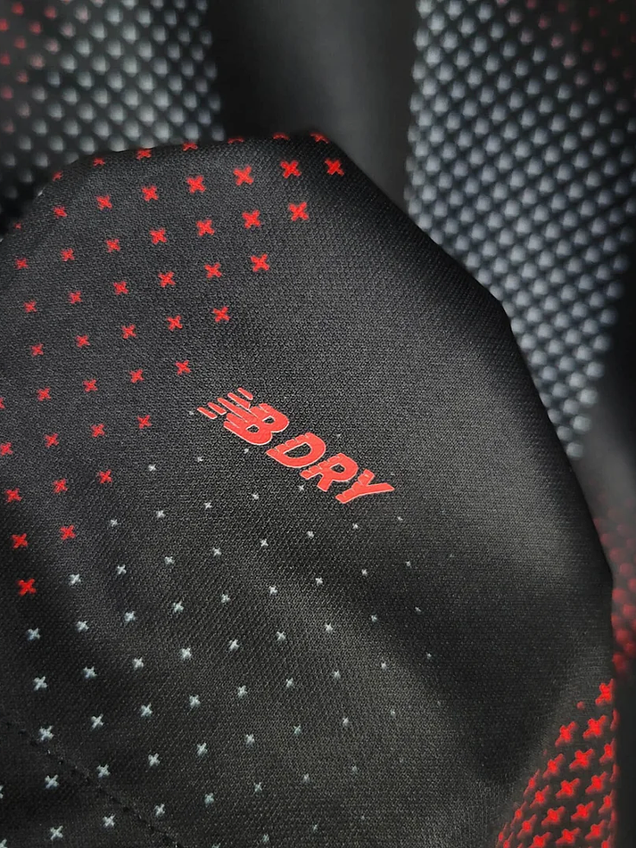 Bayern Leverkusen Camisola Principal  2025/2026 4