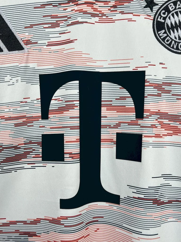 Bayern Munique Segunda Camisola 2025/2026 4