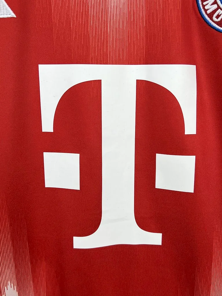Bayern Munique Camisola Principal 2025/2026 5