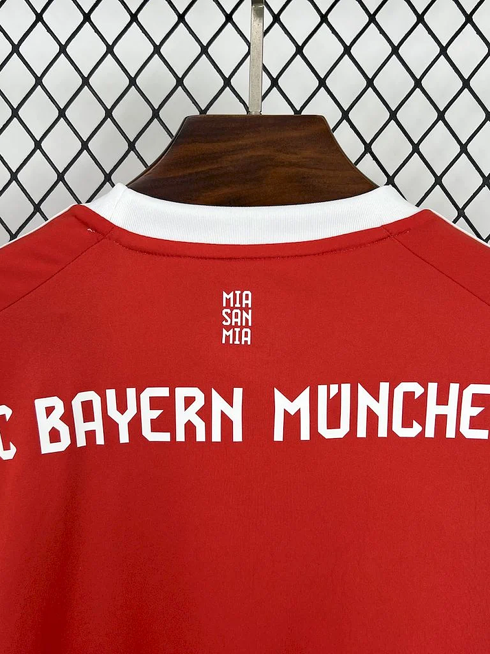 Bayern Munique Camisola Principal 2025/2026 6