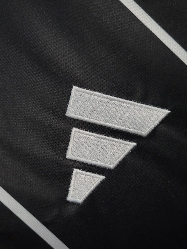 Eintracht Frankfurt Segunda Camisola 2025/2026 3