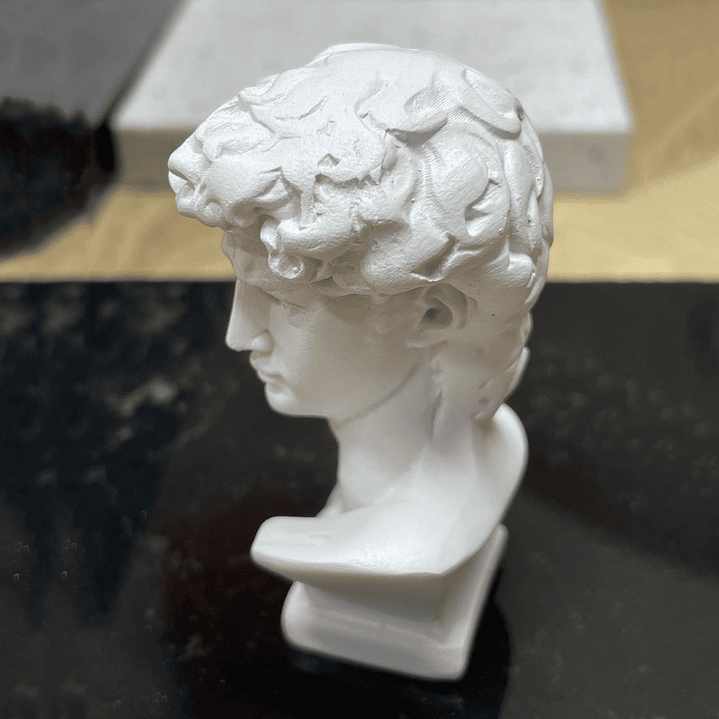 Miniescultura David 4