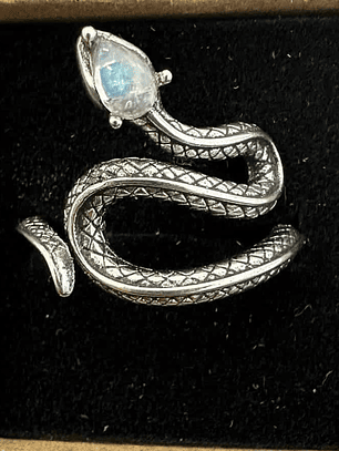 Anel Pedra Lua Serpente