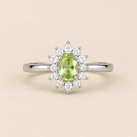 Anel de peridoto com zircónias — ajustável
