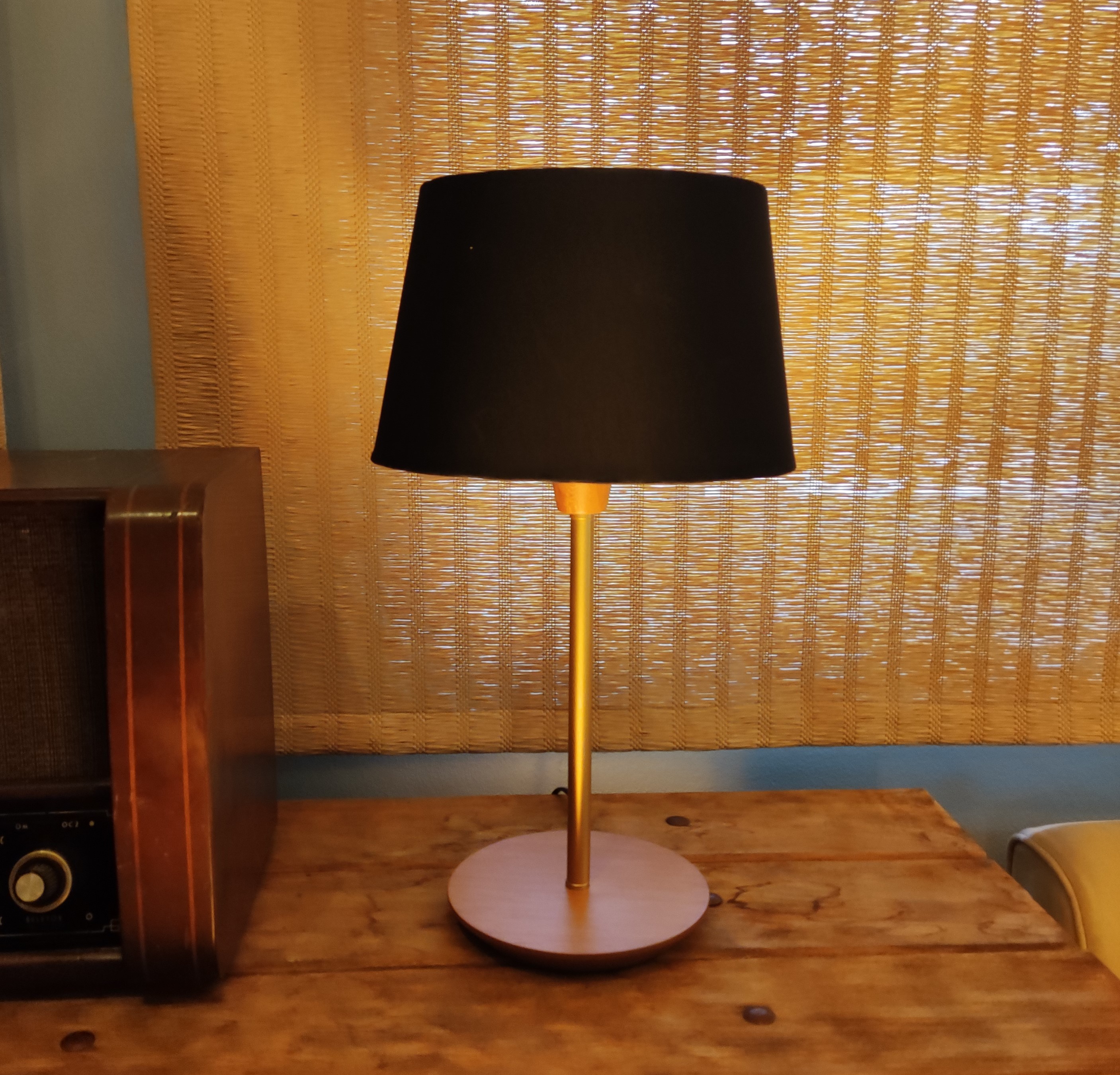 Lampara De Mesa Slim Medium Pantalla Negra 3039Ct/80 1