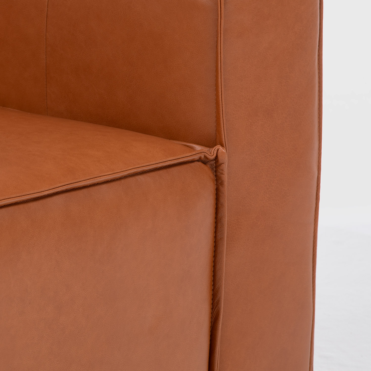 Sofá Aramís 2039 Camel 100% Cuero 7