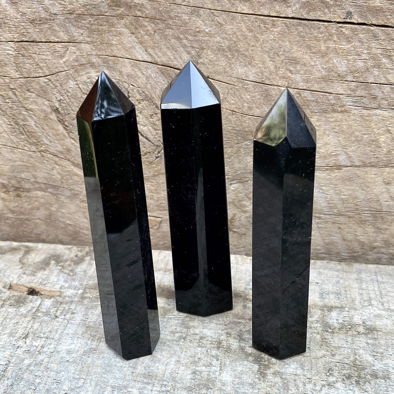 Obsidiana en obelisco