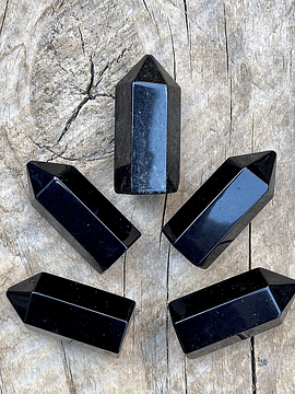 Obsidiana en obelisco punta pequeño