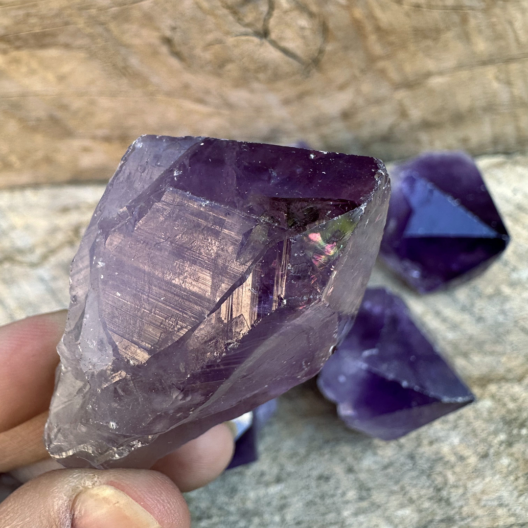 Amatista en punta natural 2