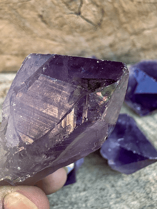 Amatista en punta natural