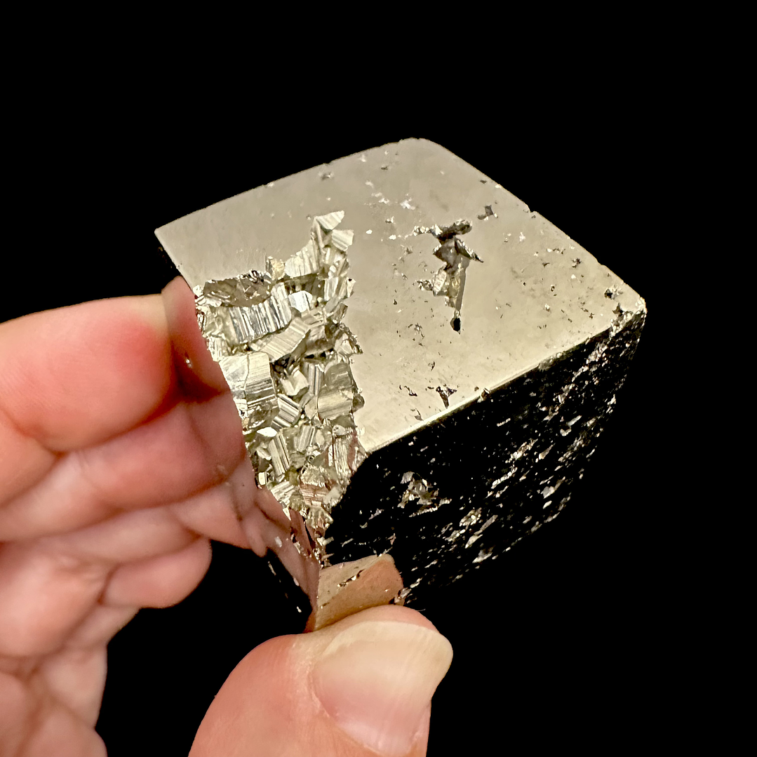 Pirita cúbica pulida #1 3