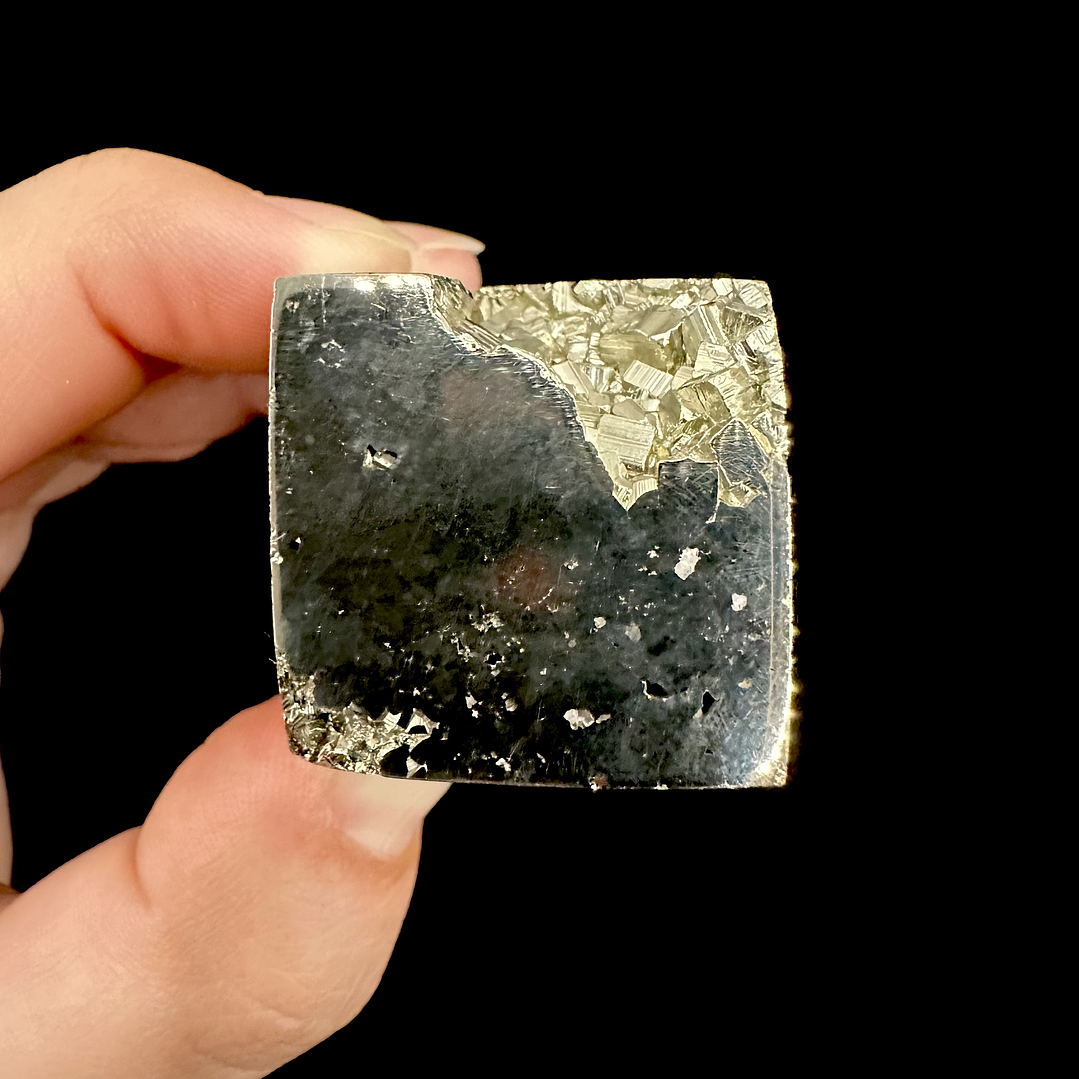 Pirita cúbica pulida #1 4