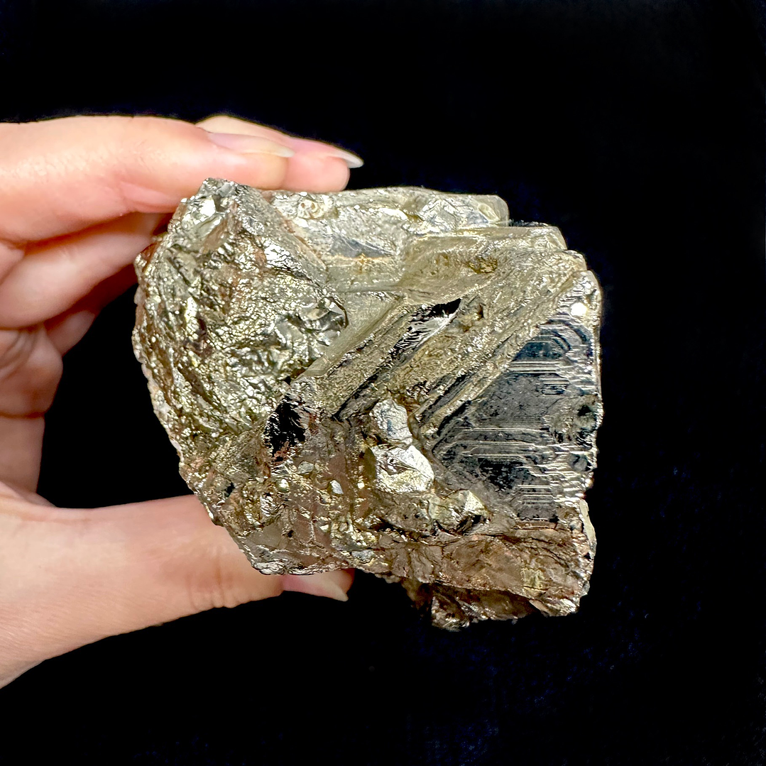 Pirita cúbica fragmento en bruto #25 6