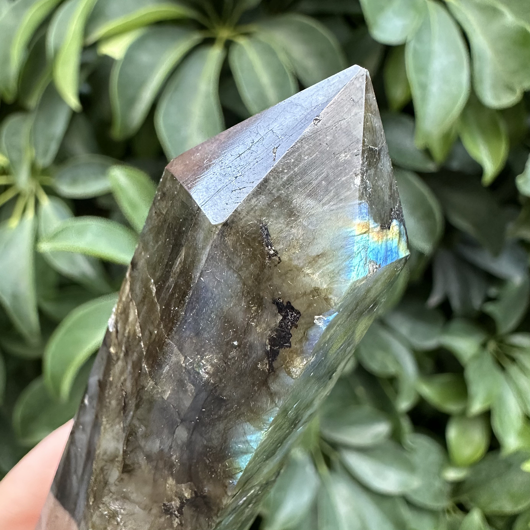 Labradorita en obelisco #4 3