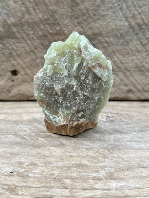 Onix verde en bruto #1