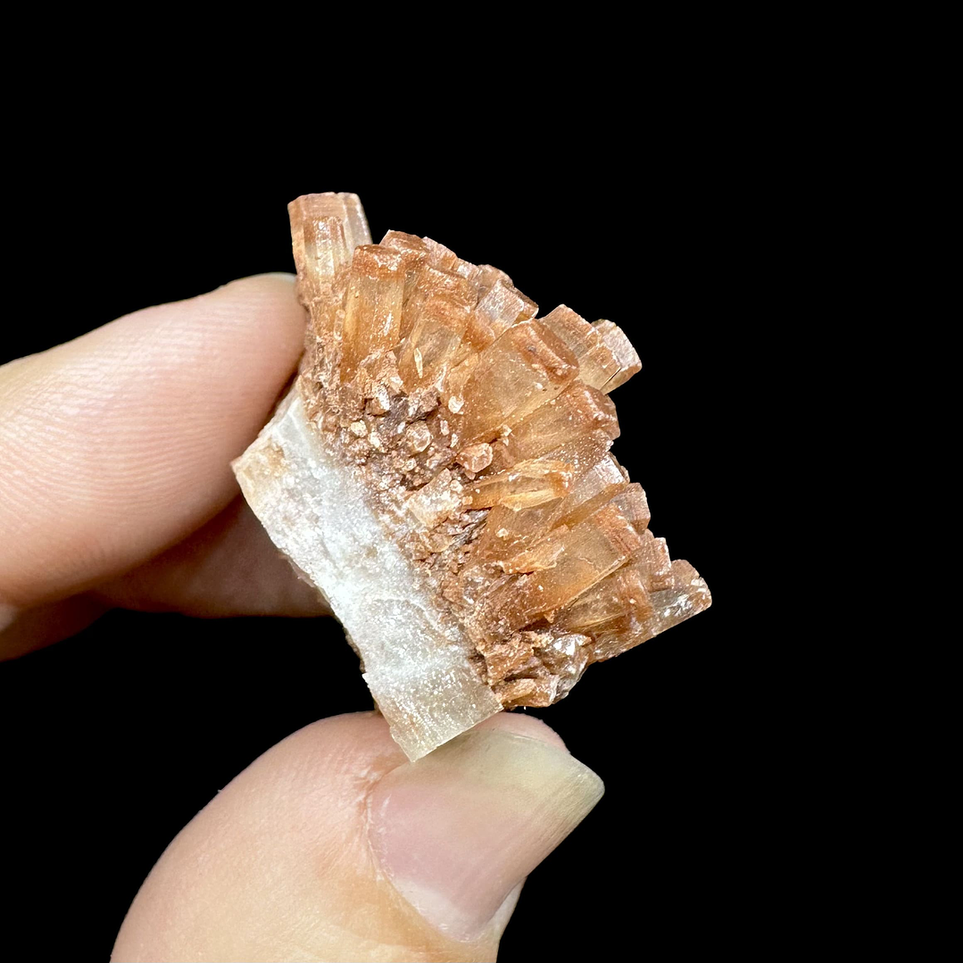 Aragonito Sputnik fragmento #2 2