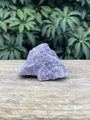 Lepidolita en bruto #2